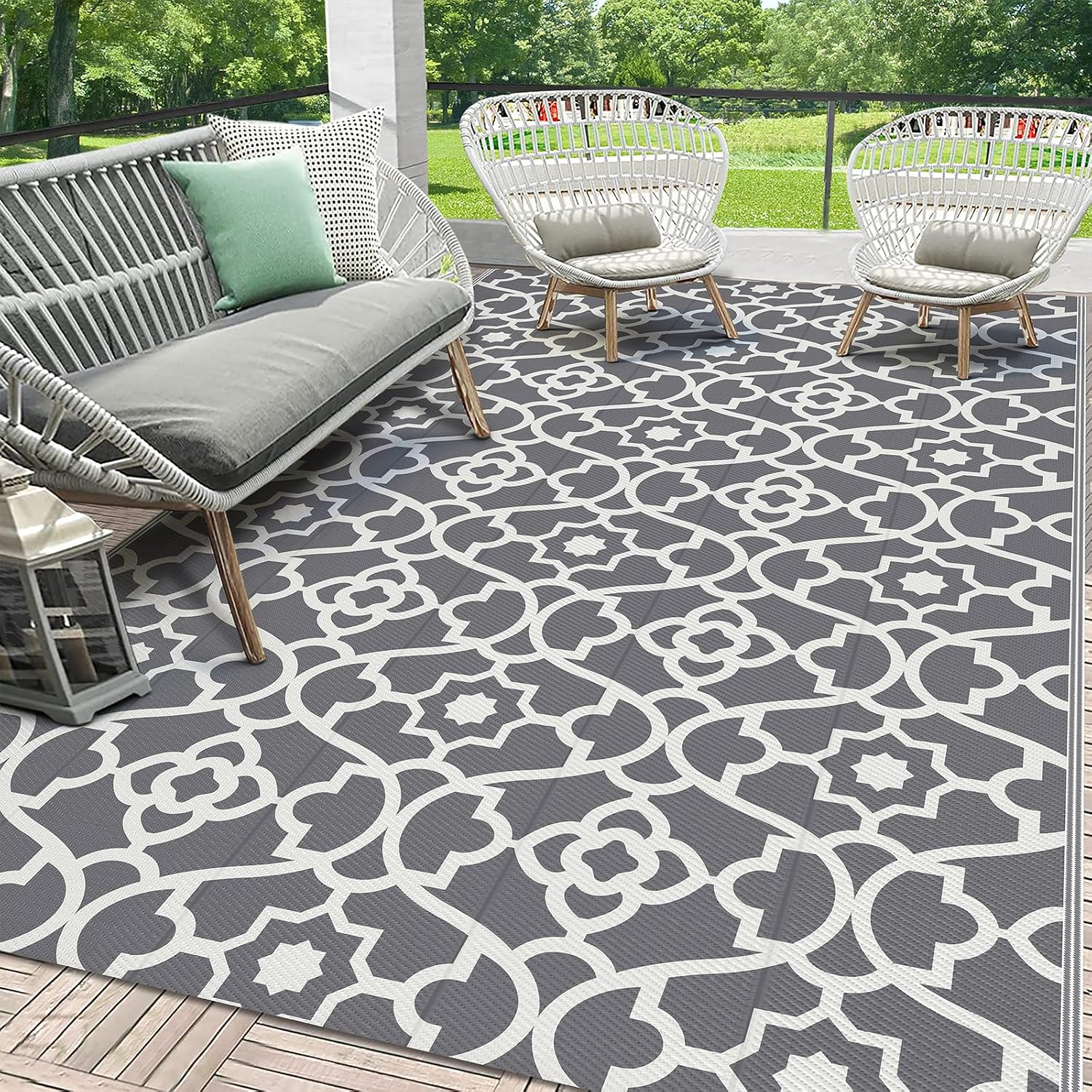Reversible Waterproof Geometric Outdoor Rug