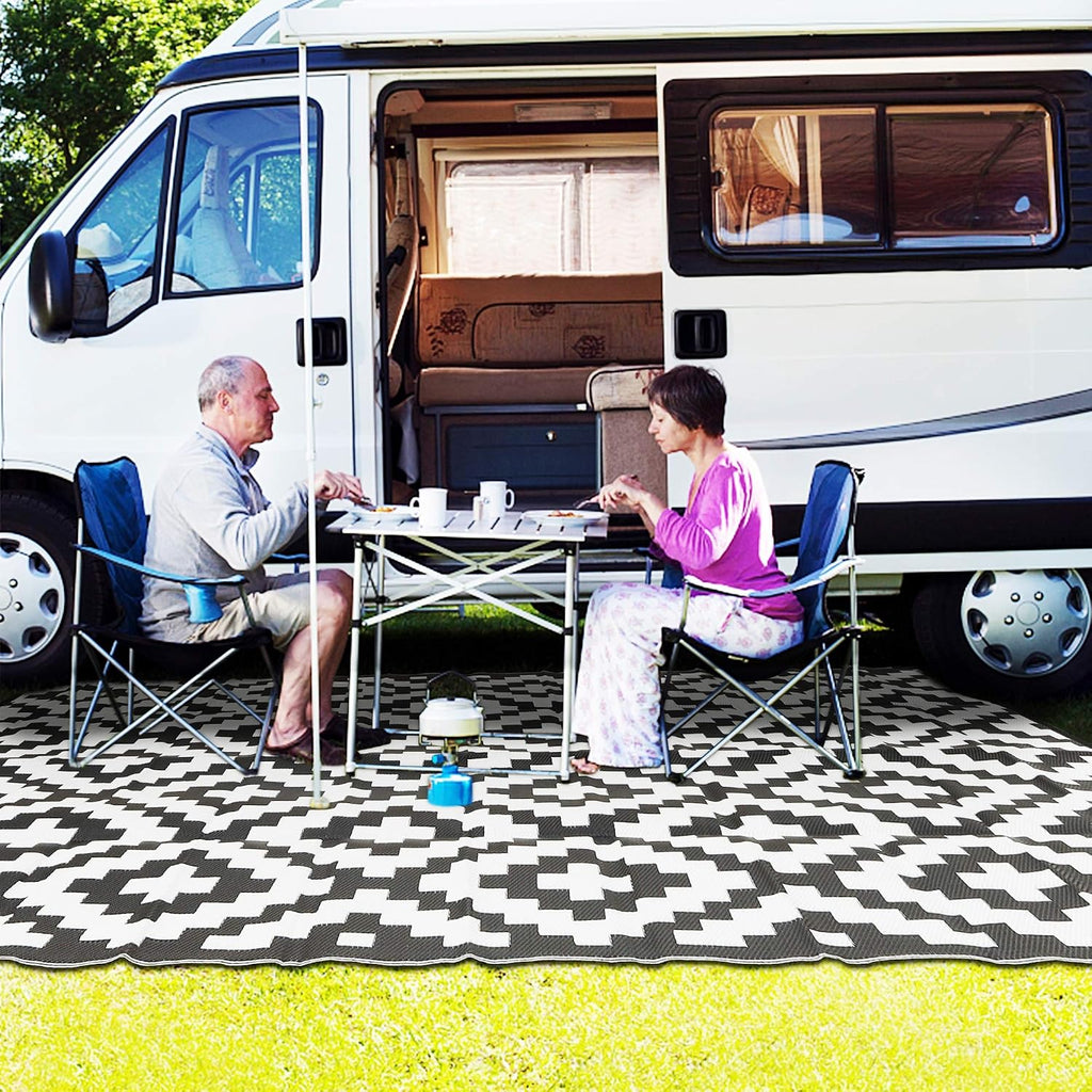 Lattice Reversible Waterproof Outdoor Rug